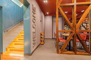 LX ARCH HOTEL
