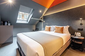 LX ARCH HOTEL