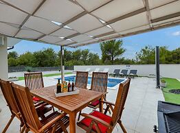 Villa Shaula 2