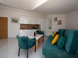Villa Tomi