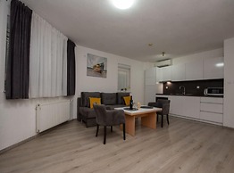 Villa Tomi