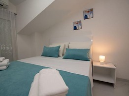 Villa Tomi
