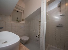 Villa Tomi