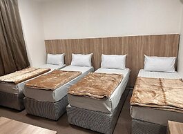 Anis Al Nafoos Serviced Apartments