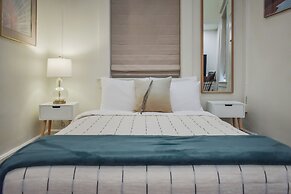 Warner Hotel