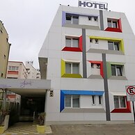 Hotel Agora