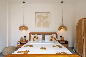 Enaya Villa by Betterplace