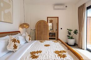 Enaya Villa by Betterplace