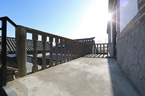 JOYSEA HUT