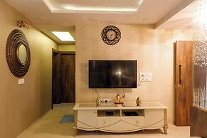 The Platinum Vista by Red Olive