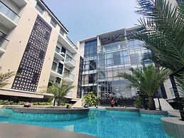 Green Nature Resort and Suites