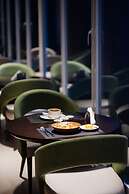 EAFR Hotel