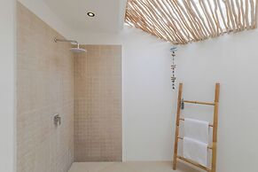 Villa Cocodrilos 2 by Pertama Stay