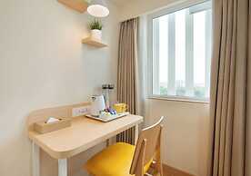 Bloom Hotel - BKC Kalina