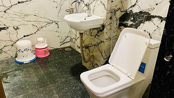 Hotel Sukh Vilas
