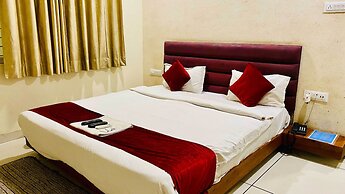 Hotel Sukh Vilas