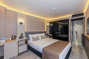 Felix Hotel
