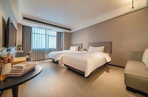 C Station Meisu Hotel