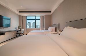 C Station Meisu Hotel