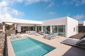 Villas Element by Villas Alondra