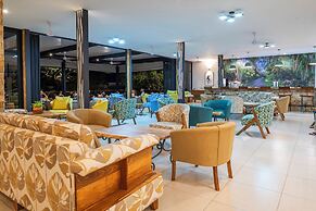 Waterfalls Lodge