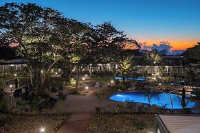Waterfalls Lodge