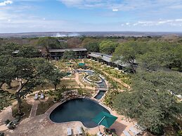 Waterfalls Lodge