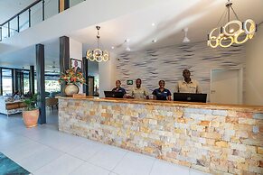 Waterfalls Lodge