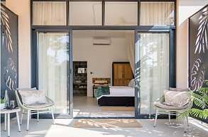 Waterfalls Lodge