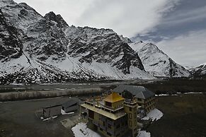 Treebo Melag Jispa with Mountain View