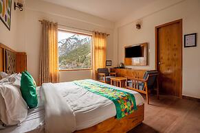 Treebo Melag Jispa with Mountain View