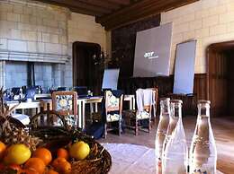 Chateau de Busset