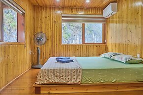 Lan Ha Floating Homestay