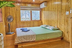 Lan Ha Floating Homestay