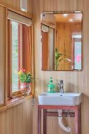 Lan Ha Floating Homestay