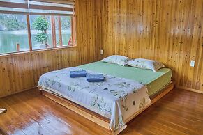 Lan Ha Floating Homestay