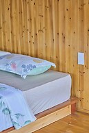 Lan Ha Floating Homestay