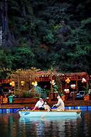 Lan Ha Floating Homestay