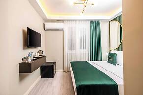 Sistina Old City Hotel