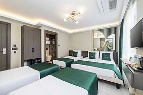 Sistina Old City Hotel
