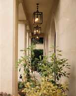 Adiya Signature Hotel
