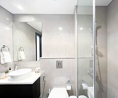 Luxury 2BR in Merano Tower Stunning City Views