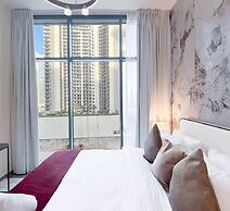 Luxury 2BR in Merano Tower Stunning City Views