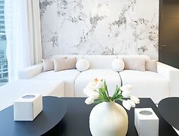 Luxury 2BR in Merano Tower Stunning City Views