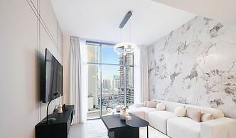 Luxury 2BR in Merano Tower Stunning City Views