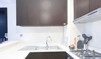 Luxury 2BR in Merano Tower Stunning City Views