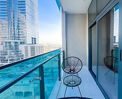 Luxury 2BR in Merano Tower Stunning City Views