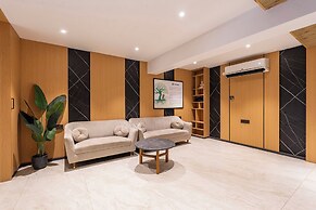 Treebo Premium Taara