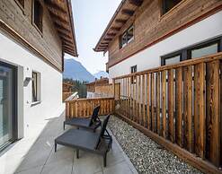 Stylish Alpine Chalet With Carport