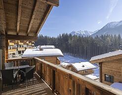 Stylish Alpine Chalet With Carport